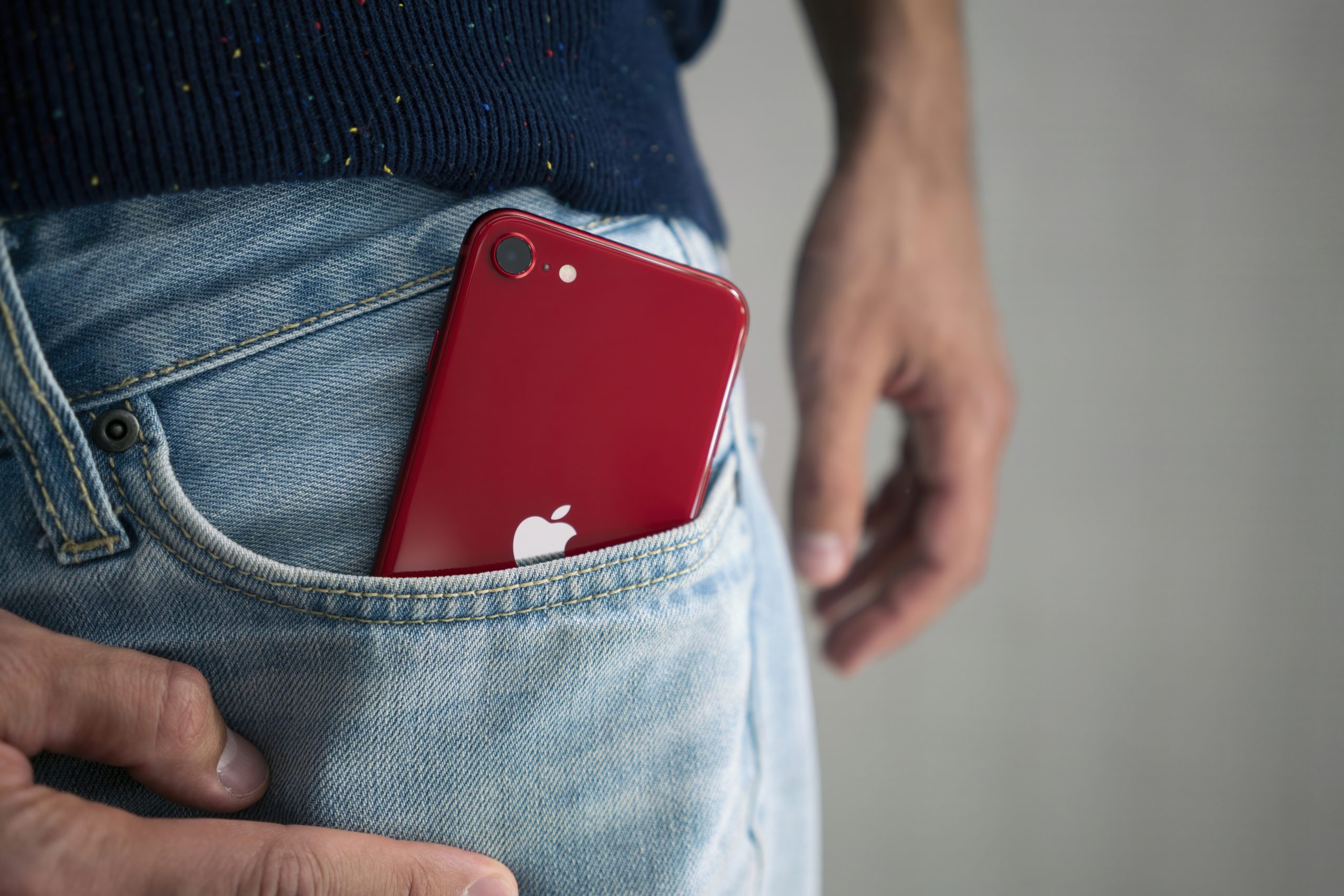 Red iPhone SE